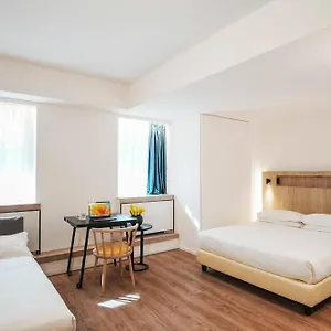 4* Szálloda Colombo